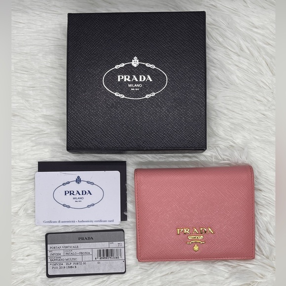 Pre-loved Prada Saffiano Leather wallet - Picture 8 of 9